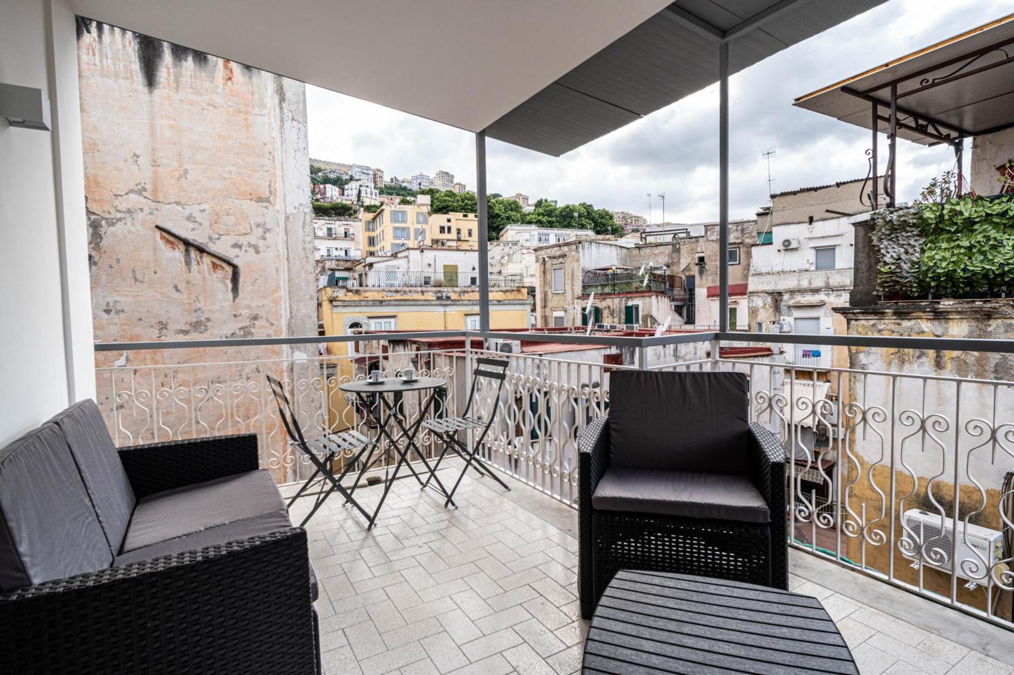 La Maison Di Tina Naples Exterior photo